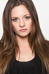 Photos de Mackenzie Rosman - Photoshoot Vince Trupsin - 1